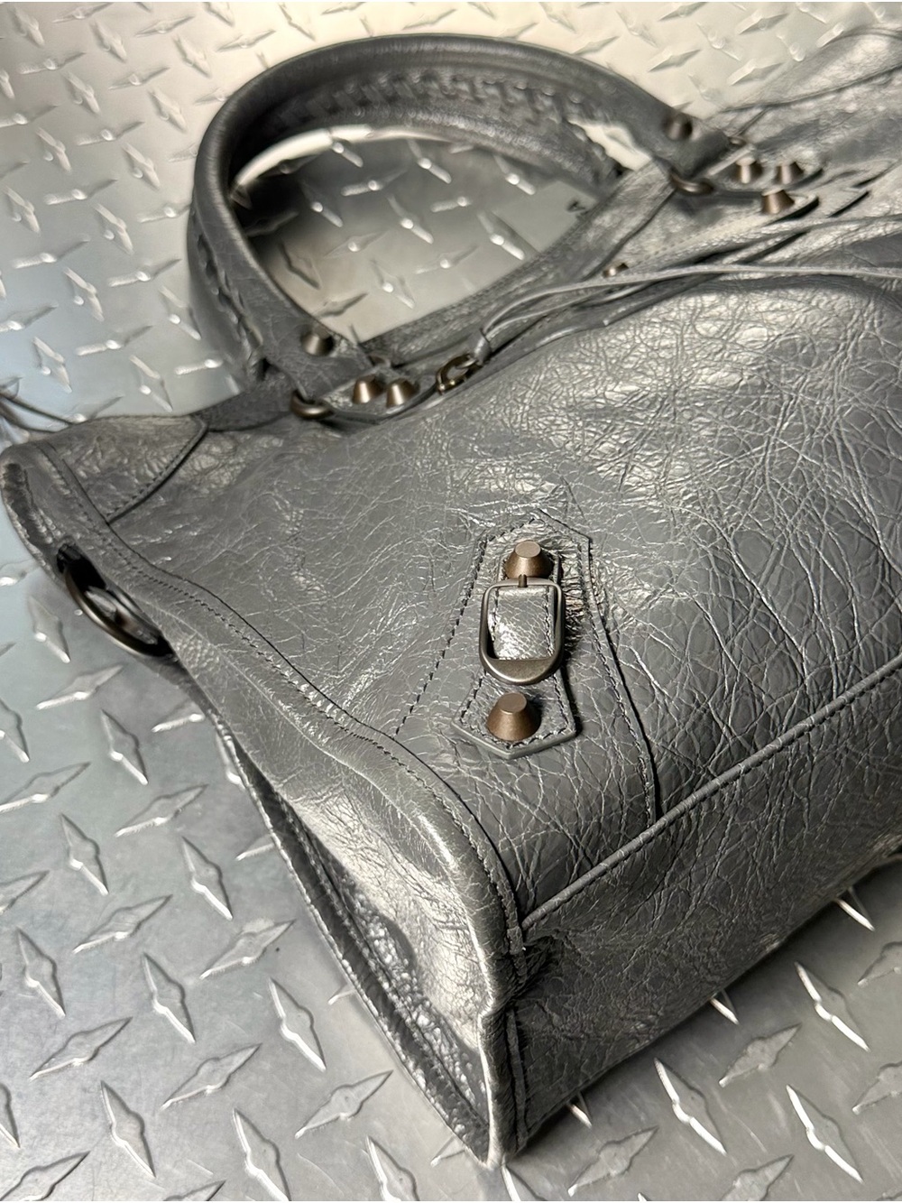 Balenciaga Medium Le City Moto Bag in Grey - Picture 3 of 12